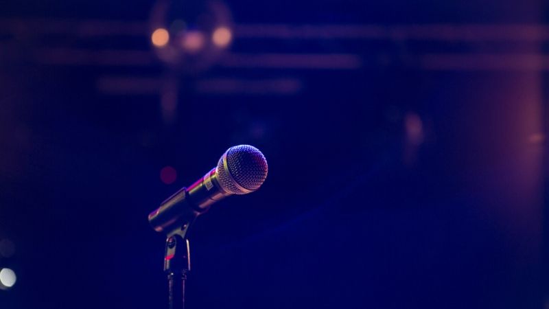 Microphone (Bild: Matthias Wagner on Unsplash)